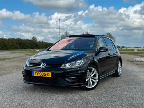 Vw Golf 1.5 TSI Highline Business R  LED  Pano  18quot