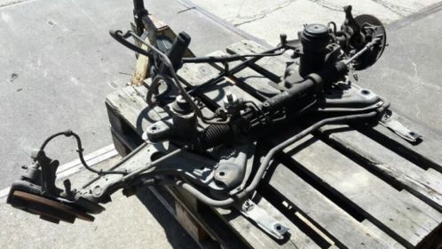 Vw golf 3 1.8 voorwiel ophanging subframe as draagarm