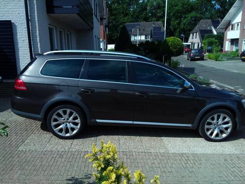 VW Passat Alltrac 1.8tsi 2012 Pano dak, High End audio,Xenon