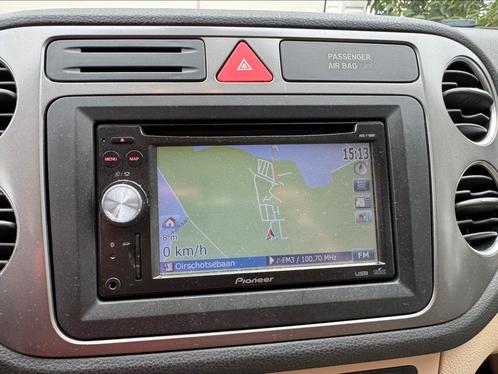 VW Pioneer AVIC-F700BT navigatie, Bluetooth, SD kaart