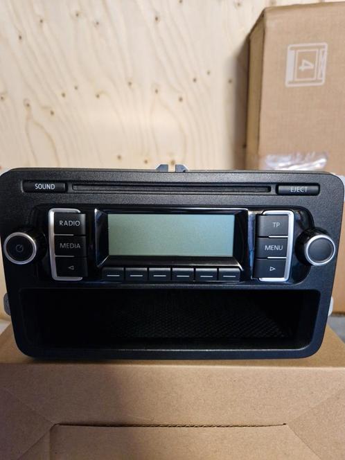 VW RCD 210 HeadUnit