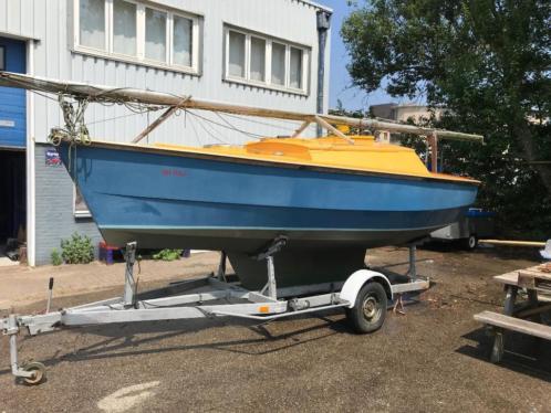 Waarschip 570 incl wegtrailer inruil automotor mogelijk 