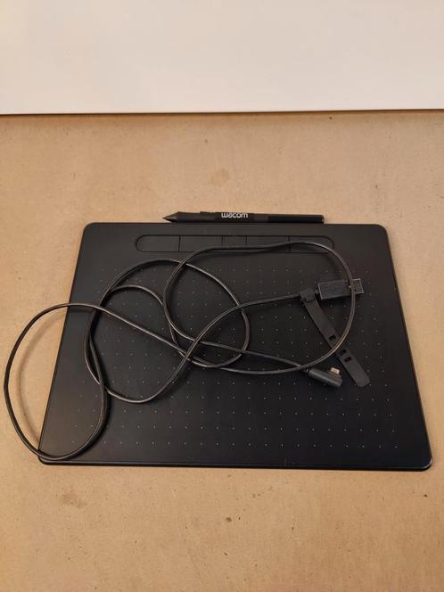 Wacom Intuos M Bluetooth Zwart