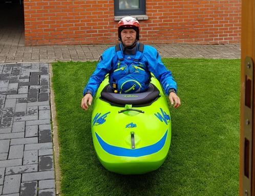 Waka Stout  wildwater kano