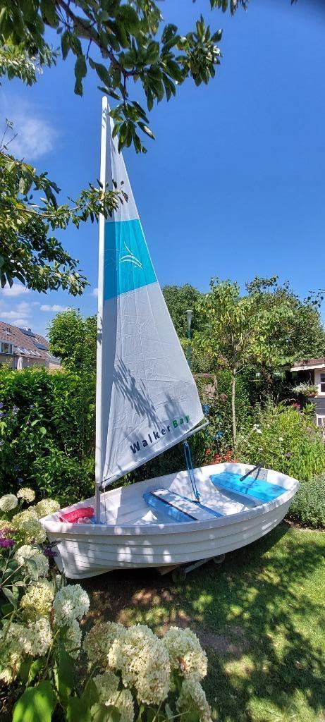Walker Bay 8  Roei- en Zeilboot in goede staat