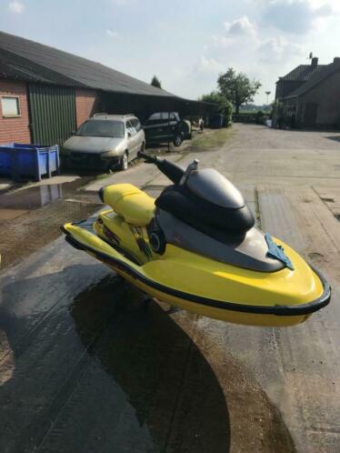 Water scooter seadoo xp