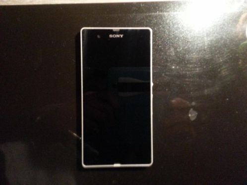 Waterdichte Sony Xperia Z Wit in mooie zwarte hoes