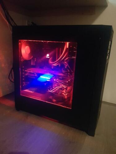 Watergekoelde Game PC i5, GTX970, SSD etc. etc.