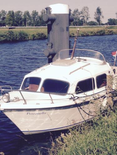 Waterland 700 Kajuitboot voor 2850 euro