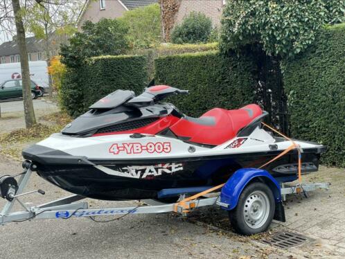 Waterscooter Seadoo Wake pro 215  ( RXT) IBR in storing