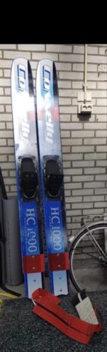 Waterski. ( voor schansspringen)