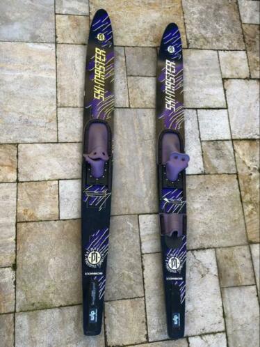 Waterskie van het merk skimaster