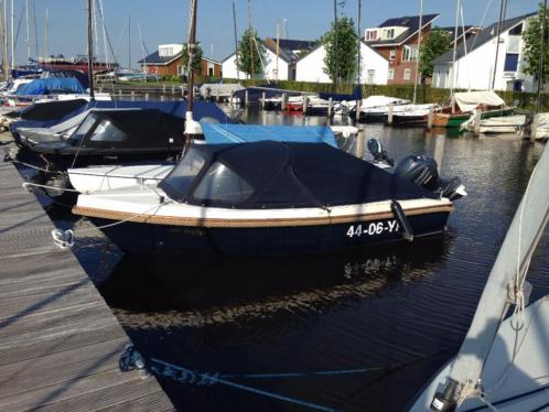 wato 490 sloep met yamaha 40 pk motor 