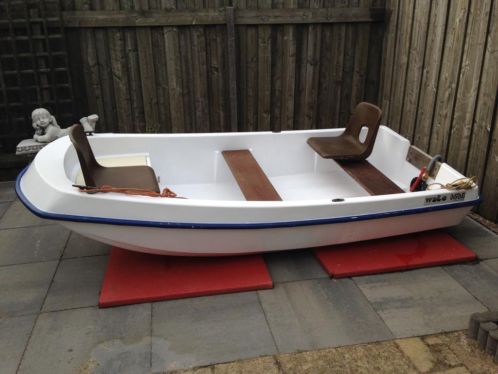 Wato roei-motorboot