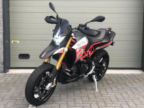 WEEKEND AANBIEDING Aprilia Dorsoduro 900 met vele extras A2