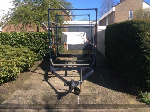 Wegtrailer voor 2 optimisten