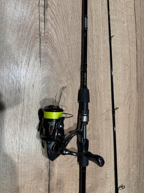 Westin W3 Ultrastick 7-28 gram 210cm  Shimano Stradic 1000