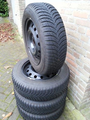 Wielen 4x100 185 65 15 GoedYear winter 6-7mm i20 Getz Excel