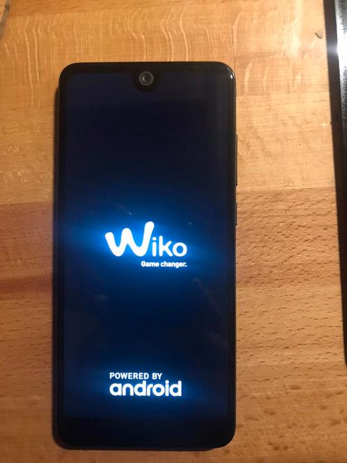 Wilco smartphone met 16gb as kaart en een roodborstje