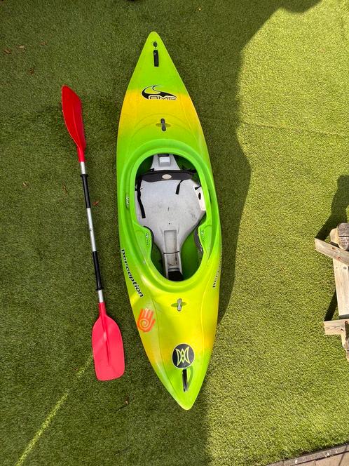 (Wild water) kano kayak