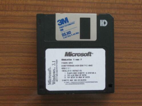 Windows 3.1 op 7 diskettes floppys