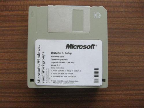 Windows 3.11 Originele serie op 9 diskettes.