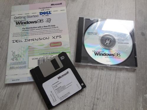 windows 98, boekje en opstartdiskette in goede staat