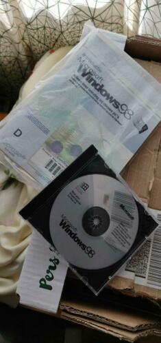 Windows 98 originele installatie disk en product key