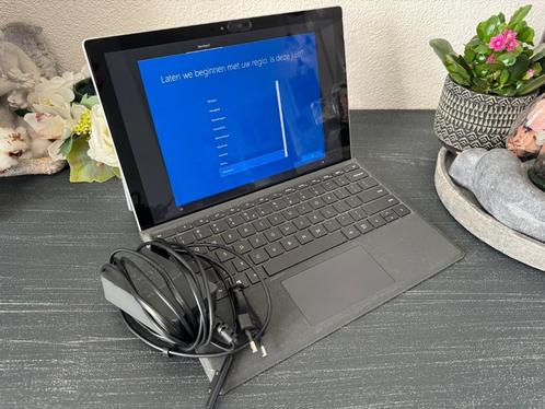 Windows Surface Pro 4 - 1724 i5