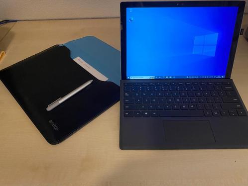 Windows SURFACE pro 4, lader, toetsenbord, opbergmap, pen