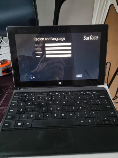 Windows Surface RT 64gb incl. Toetsenbord Sleeve en Adapter