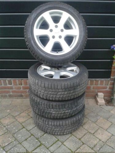 Winterbanden Audi lichtmetalen velg 205 55 16 5x112 vw 