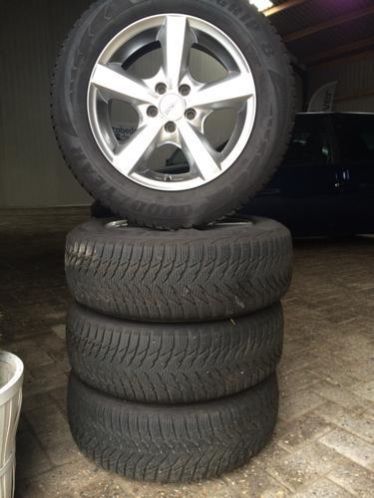 Winterbanden chrysler pt cruiser goodyear 195-65-15 dezent