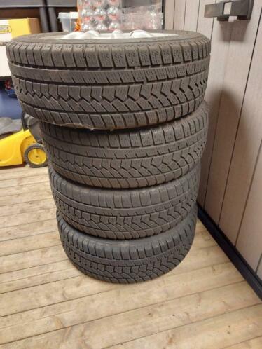 Winterbanden op lichtmetalen velg