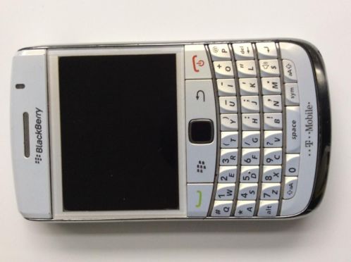 Witte Blackberry Bold 9700  oplader