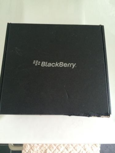 Witte Blackberry Bold incl. Oplader en oordopjes 