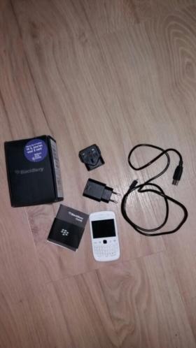 Witte Blackberry Curve 9300 mobiele telefoon met toetsenbord