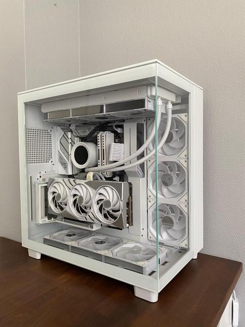 Witte Gaming Computer - Bijna Nieuw, Inclusief Originele Doz