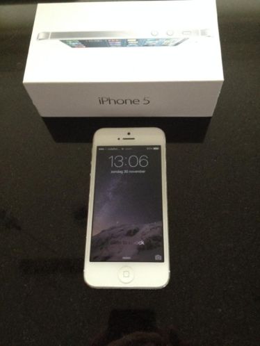 Witte iPhone 5 16GB  ZO GOED ALS NIEUW 