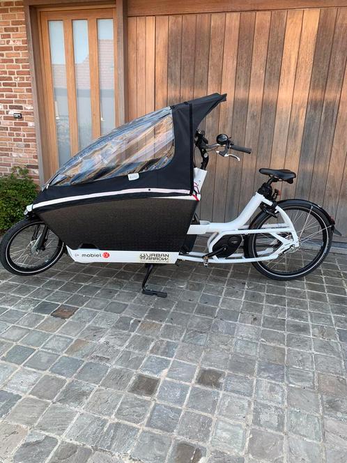 Witte urban arrow bakfiets in hele mooie staat