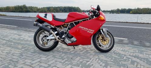 Wonderschone Ducati 900 SL Superlight 3