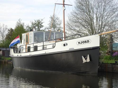 Woonschip 14 m bj 2000 evt met grond en ligplaats OFF GRID