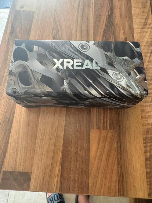 X Real  Ultra glassesbeam Pro 8g256 gb  nieuw ongeopend.