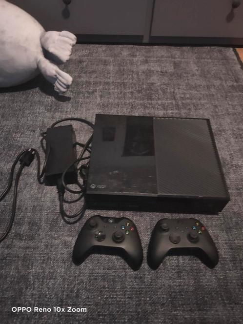 Xbox one met 2 controllers