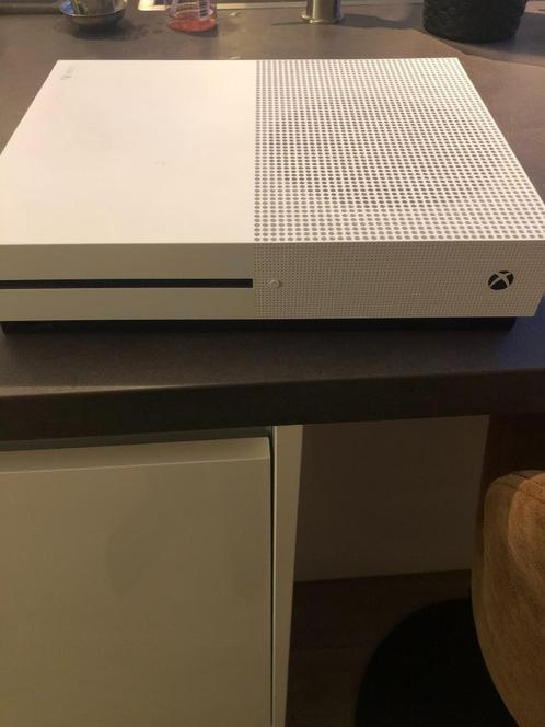 xbox one s 512Gb opslag