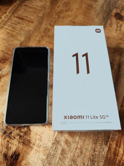 Xiaomi 11 Lite 5G NE  8GB  128 GB