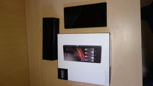 Xperia Z met Bureauhouderlader