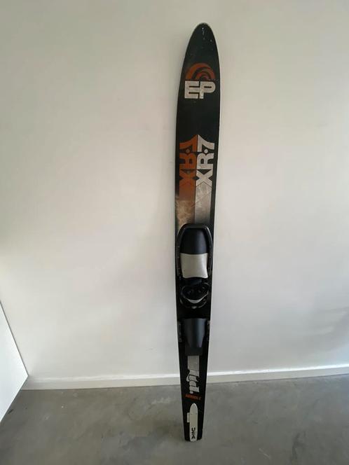 XR.7 mono ski