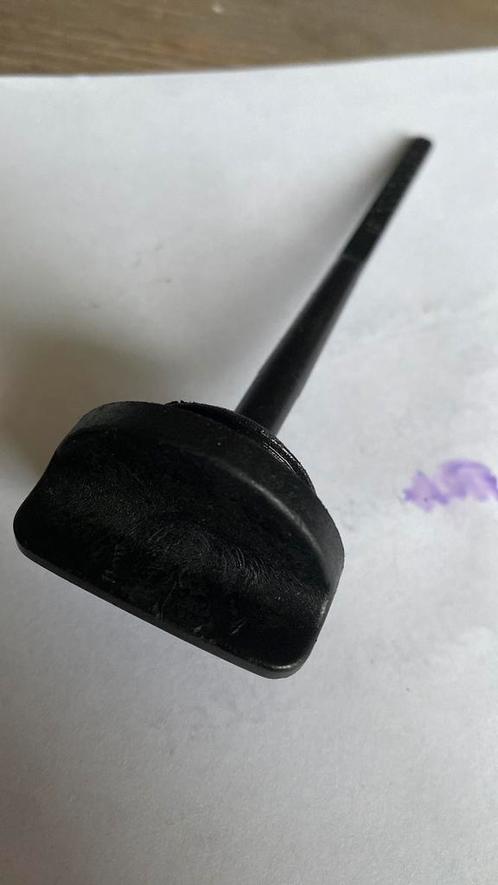 Xt600e Body Oil Cap Plug Dipstick