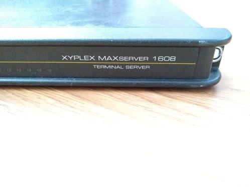 XYPLEX maxserver 1609